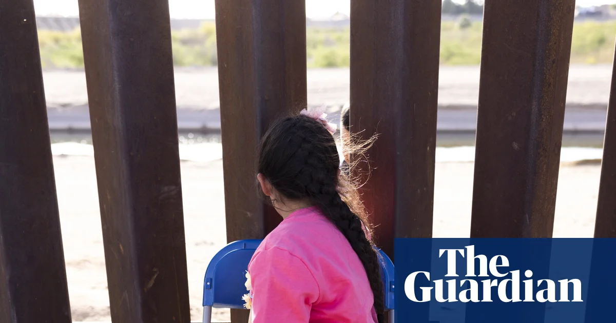 Trump officials funnel undocumented children into unlicensed Texas facilities