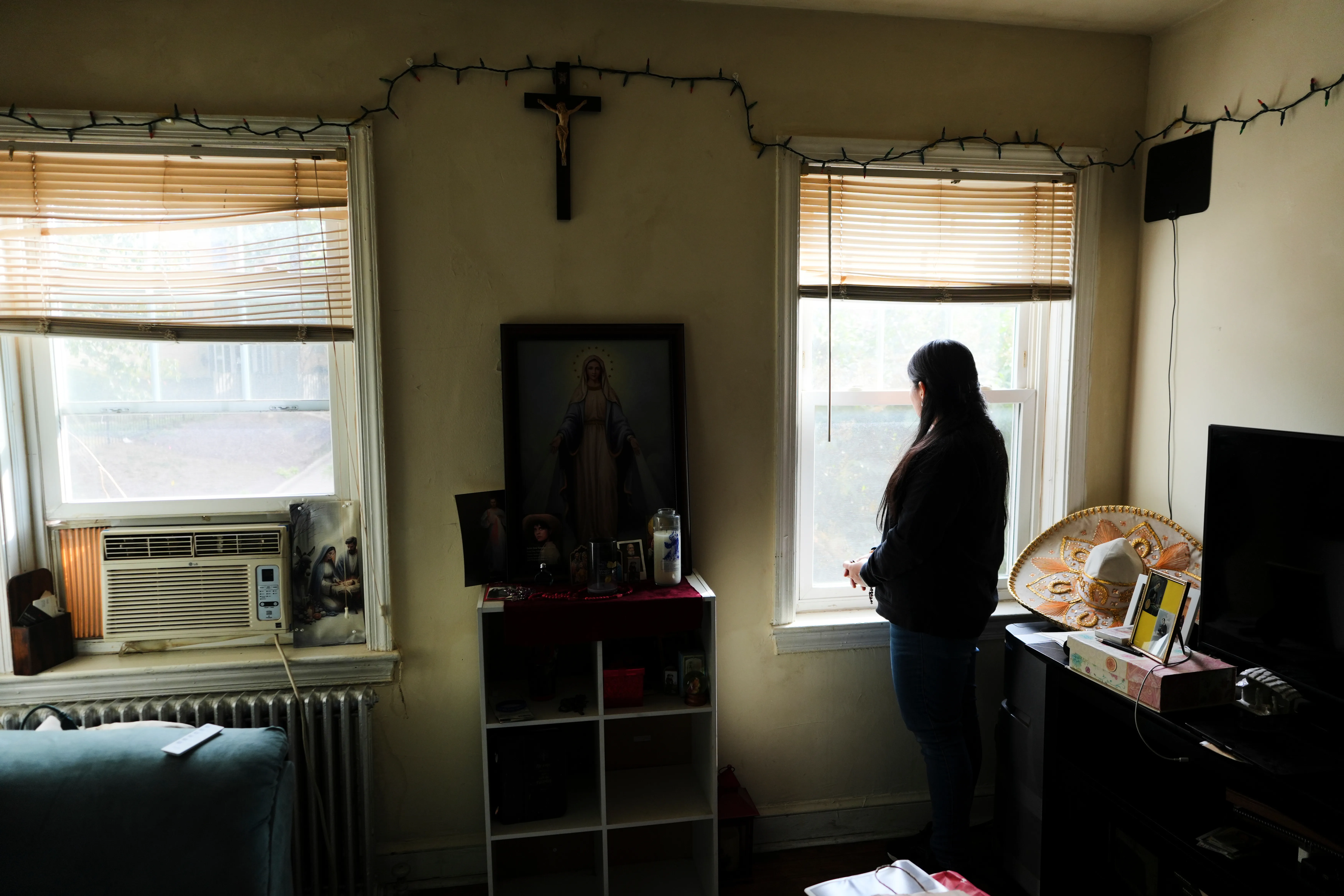 Immigration crackdown stokes fear at Catholic church in DC