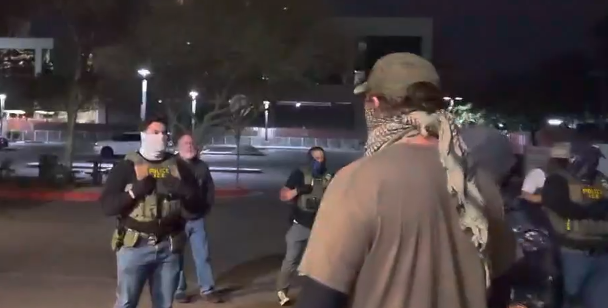 US citizen detained by ICE amid multiple brawls at Phoenix protest