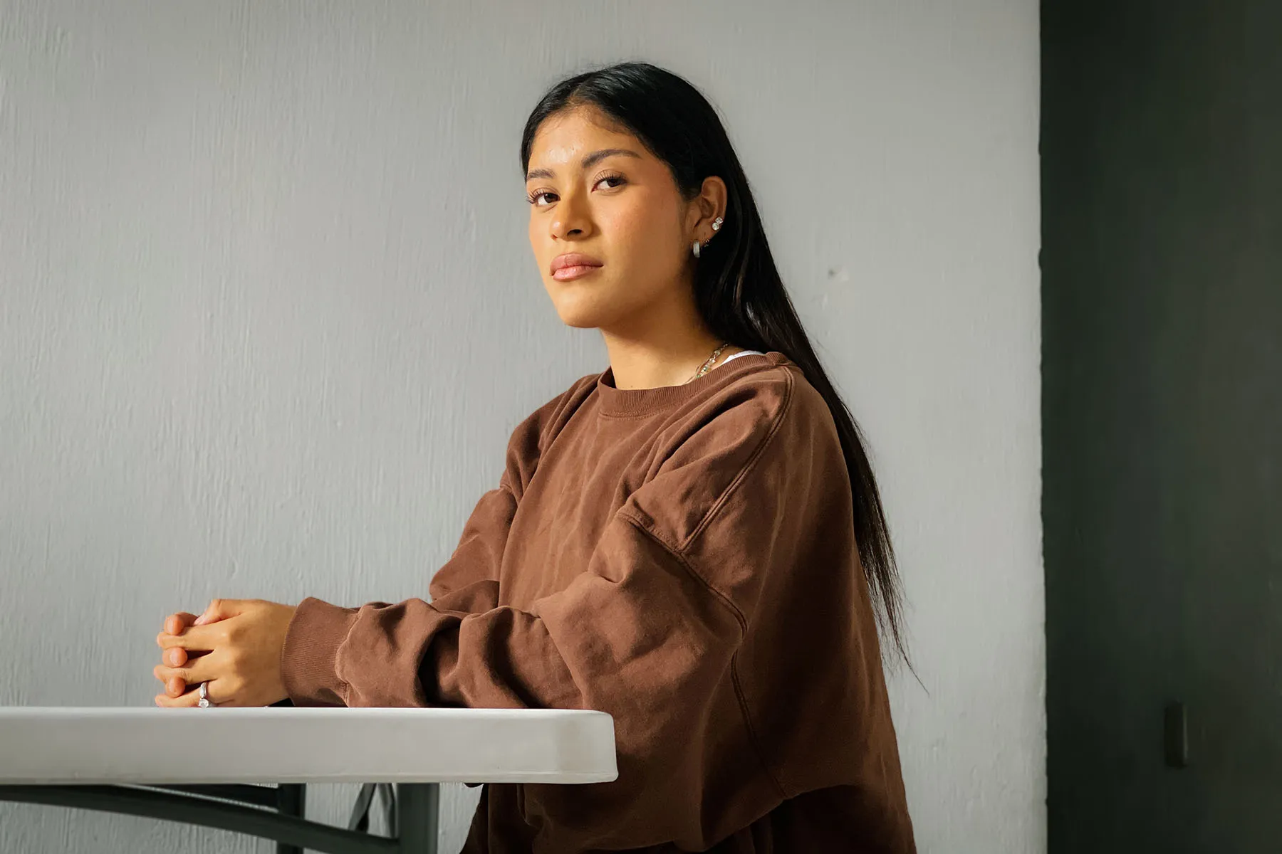 Mother dies after deportation, leaving teenage daughter orphaned