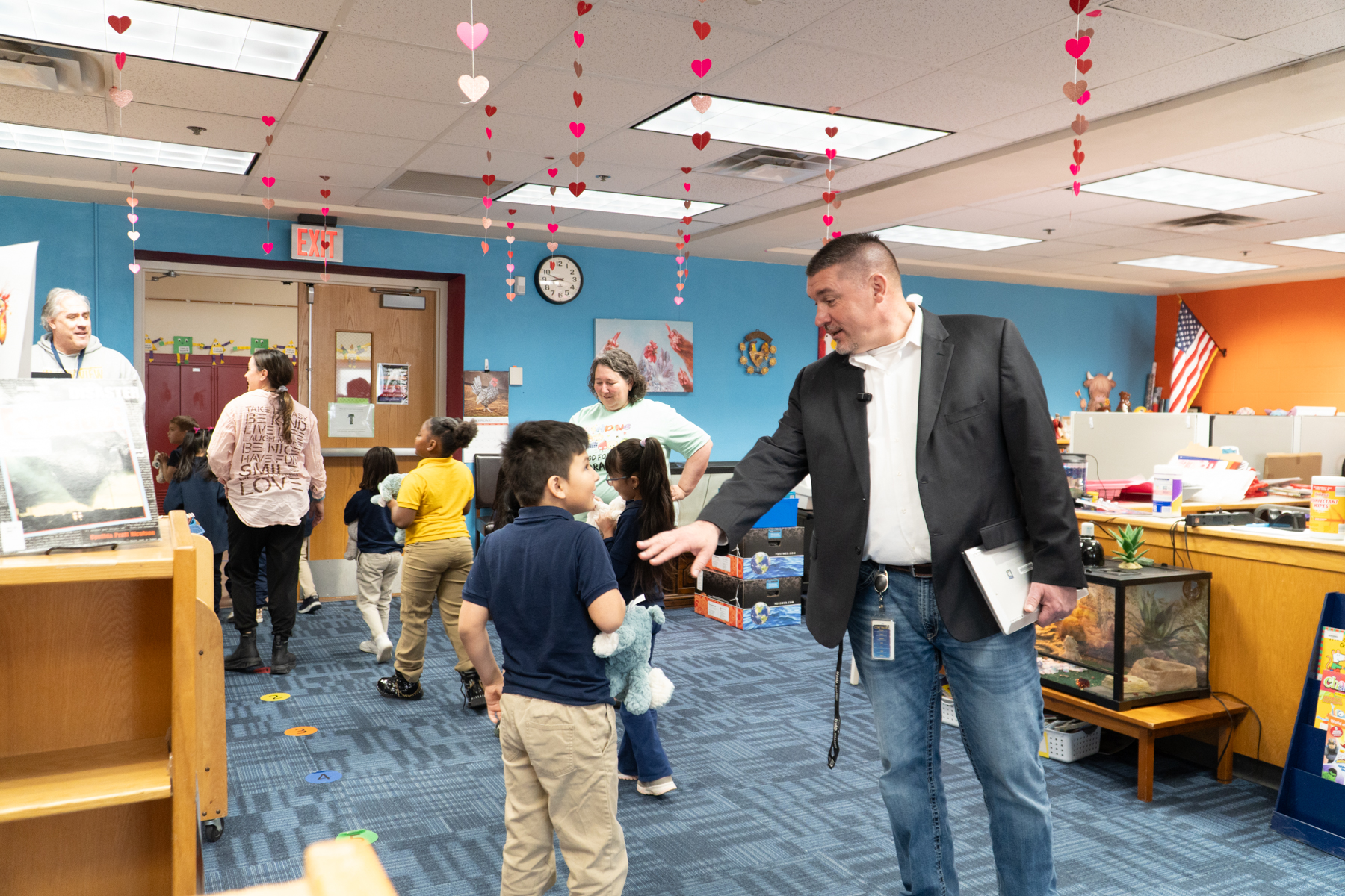 ICE detentions devastate Minnesota elementary school; 30+ parents and 4 students detained