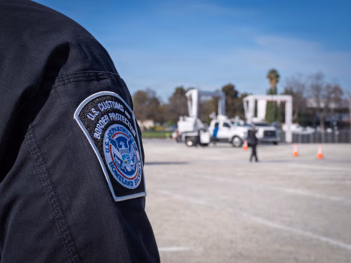 Pentagon Renews Call for Civilian Volunteers to Support DHS Border Mission