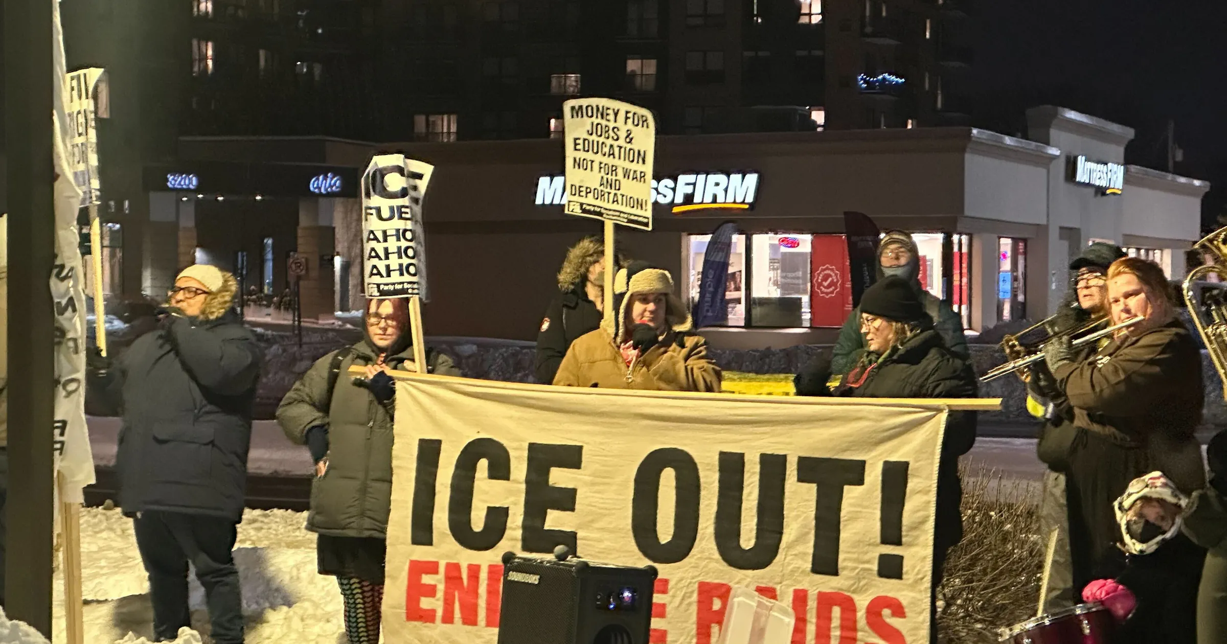 Veterinary student followed by federal agents after filming ICE encounter