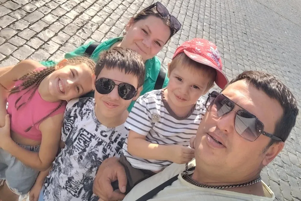 Russian asylum-seeking family released from Dilley after four months, following lawyer's plea