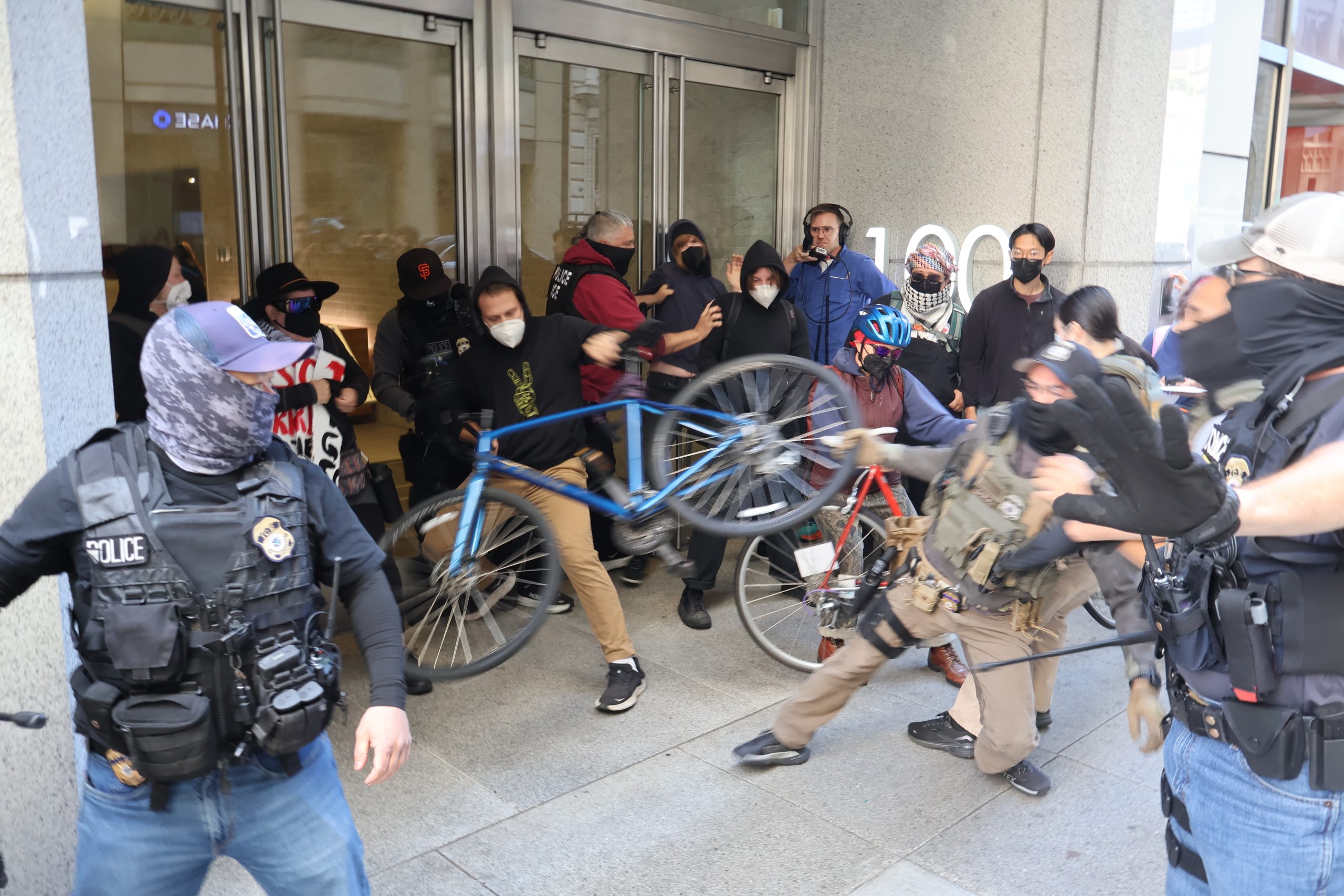 ICE agents drag protester, injure another, during SF immigration court clash